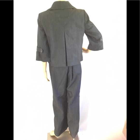 Ann Taylor Loft Two Piece Ladies Pantsuit EUC - Picture 2 of 16